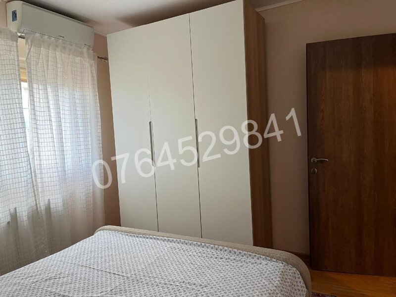 Tineretului, vis a vis de parc, 6 min. metrou Tineretului,Aleea Trestiana